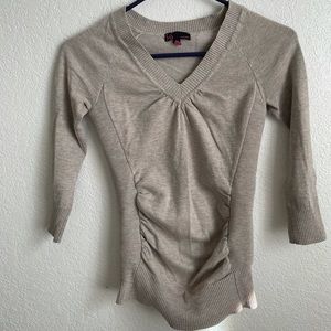 Sweater Top V-Neck
